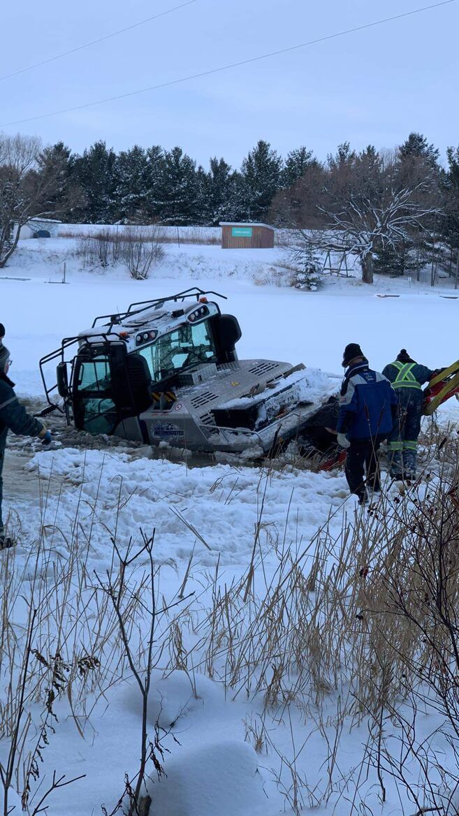 Quinze ans de résistance : l’adolescent qui a battu la mort dans les glaces après un naufrage